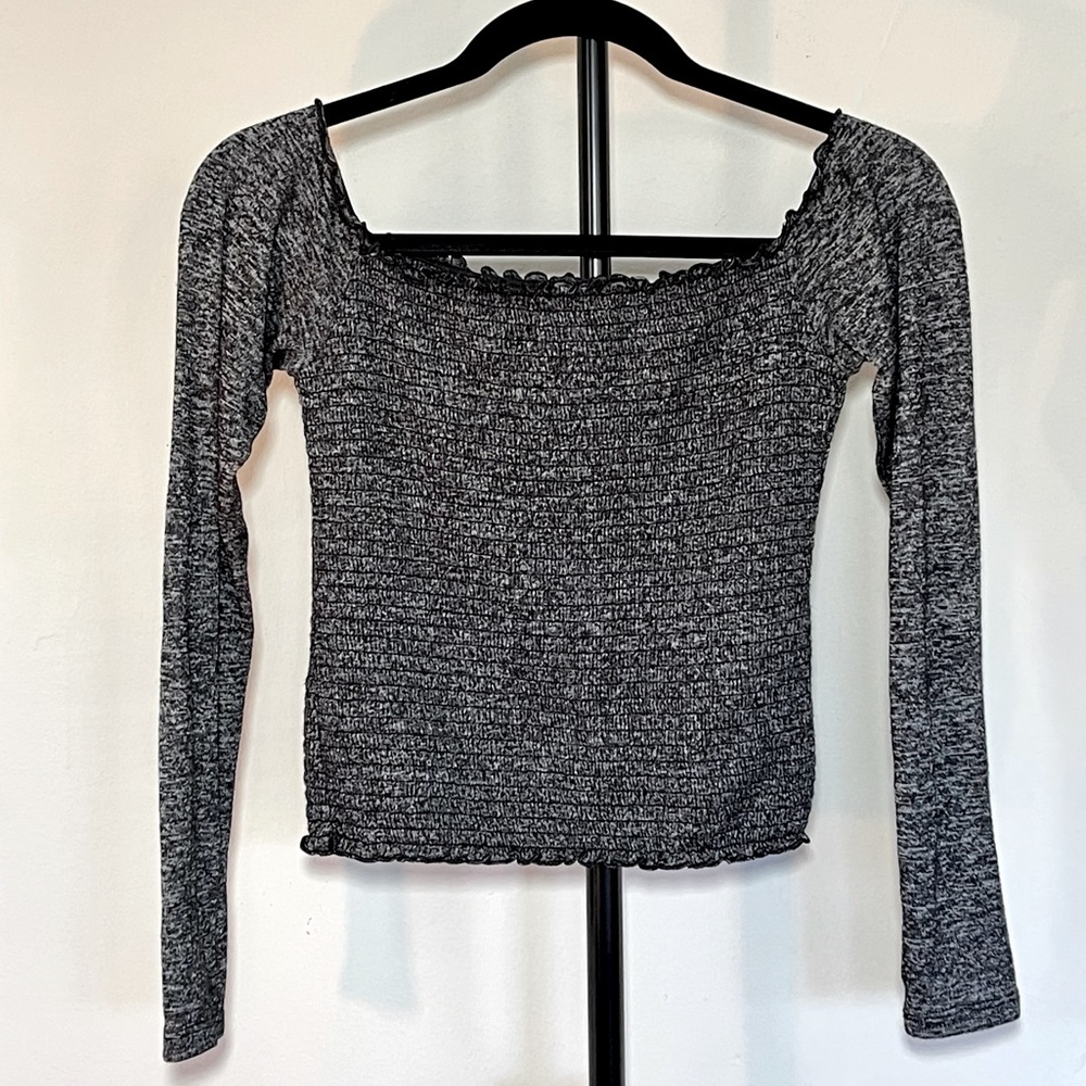 ✨Cute Long Sleeve Crop top✨